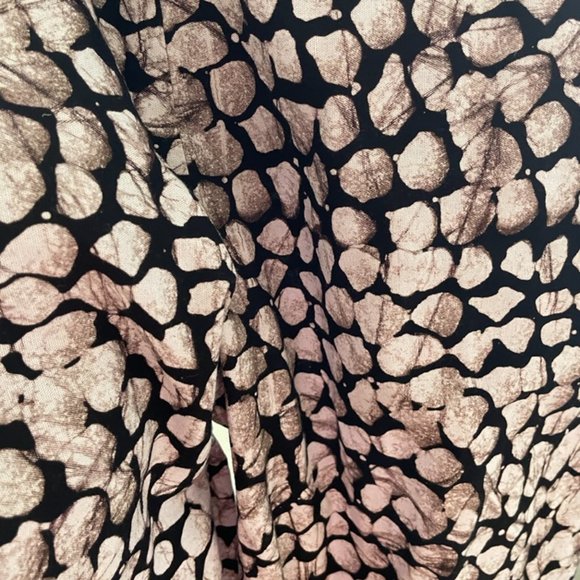 Fahari Bazaar batik pants in white and brown - Picture 3 of 10